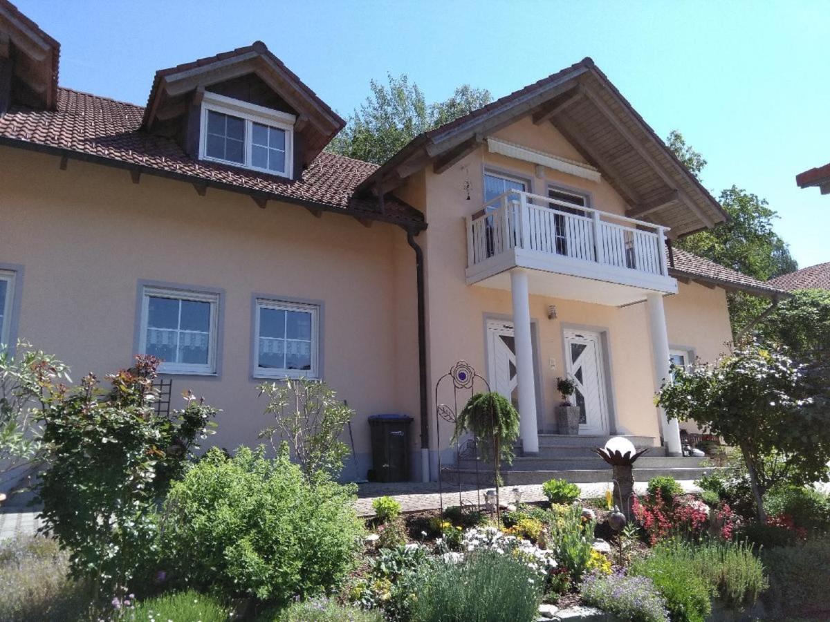 Ferienwohnung Pietzavka Wiesenfelden Екстериор снимка
