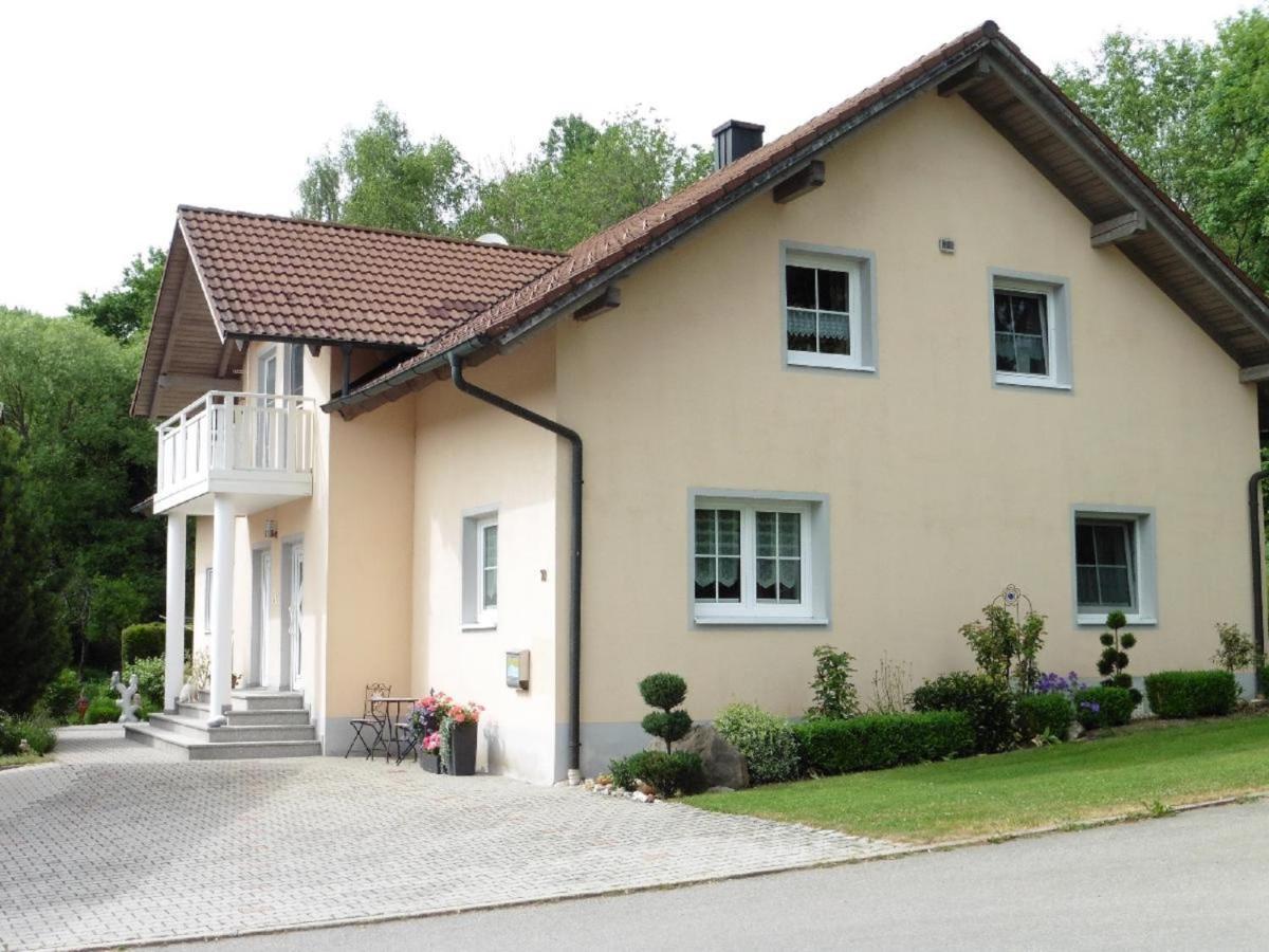 Ferienwohnung Pietzavka Wiesenfelden Екстериор снимка