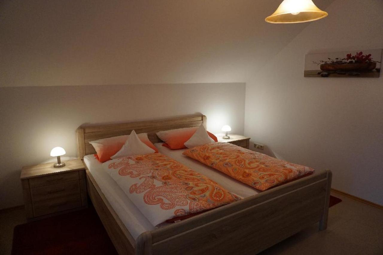 Ferienwohnung Pietzavka Wiesenfelden Екстериор снимка